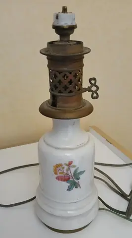 Pied de lampe