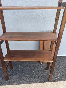 étagère en bois
