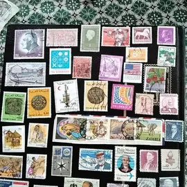 donne timbres n15 1lot par envoie
