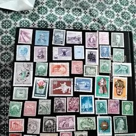 donne timbres collection étrangers 1lot par envoie n21