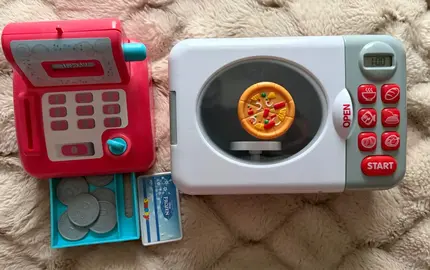 Lot de jouets enfant dinette