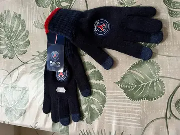paire de gants PARIS SAINT- GERMAIN