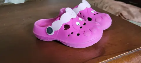 crocs en plastique rose taille 26