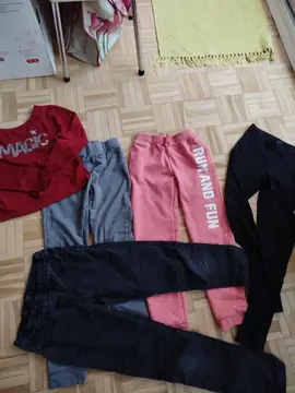 vêtements 4, 6, 8, 10 ans