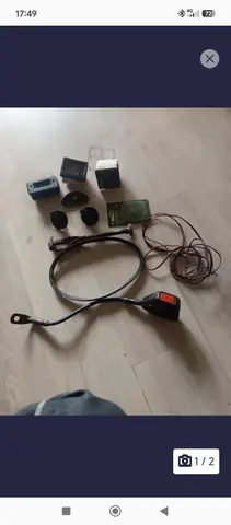 Pièces de Renault 5 et 3 horloges