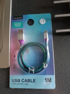 câble USB