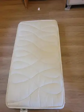 Matelas lit bébé