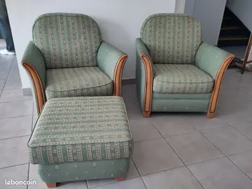 2 Fauteuils Roche Bobois + 1 pouf