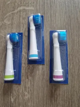 Têtes de brosse à dents neuves