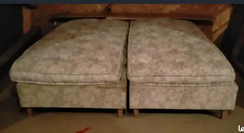 2 matelas avec sommiers