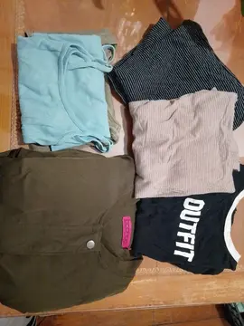 lot de vêtements femme S