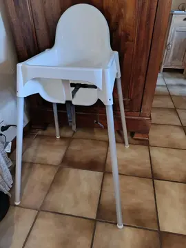 chaise haute "Antilop" de chez Ikea