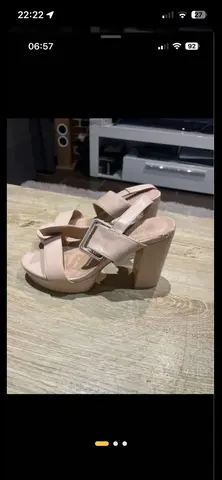 chaussure femme d’été T38