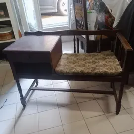 petit meuble de téléphone
