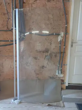 paroi de douche en verre