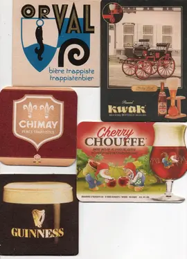 Donne 12 sous verres à biére