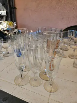 Flûtes à champagne et divers