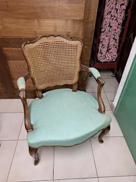 Fauteuil ancien à retaper