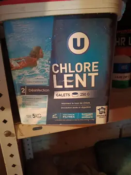 Chlore lent pour piscine