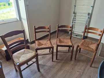 chaises