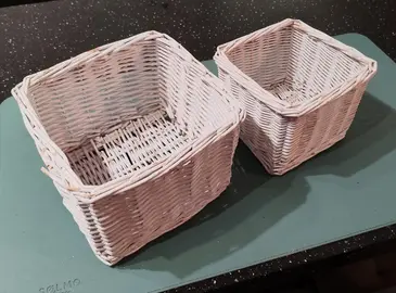 lot de panier en osier blanc