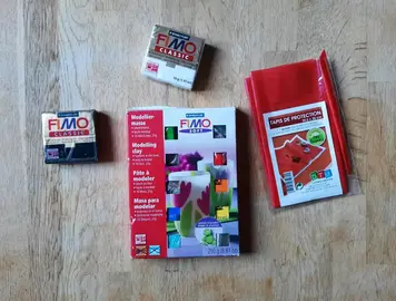 Pâte Fimo + tapis de protection