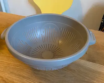 Grande passoire 28 cm