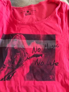 teeshirt