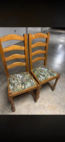 4 chaises en bois