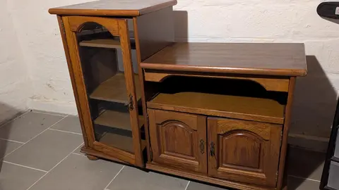 ancien meuble de TV pour tout usage