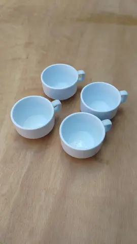 4 tasses à café