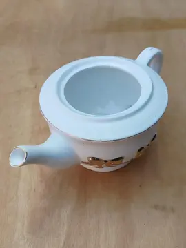 Théière sans capot