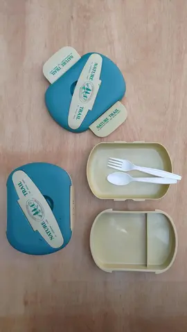 2 tupperwares plastique doubles compartiments