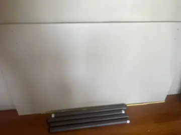 bureau IKEA déjà démonté