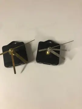 2 mécanismes d’horloge