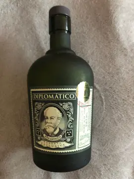bouteille et son coffret