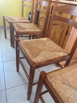 4 chaises