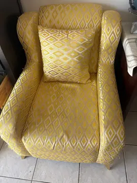 fauteuil jaune