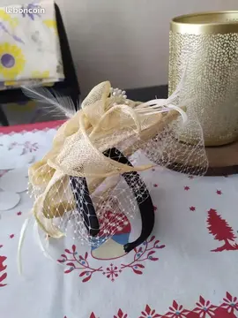 Serre-tête invitée mariage