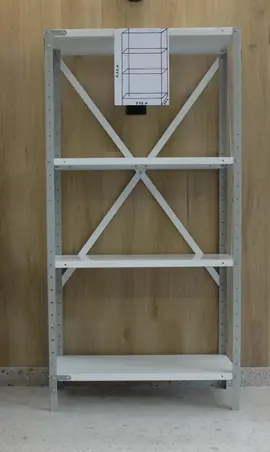 Etagères metalliques