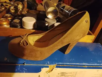 Chaussures à talons Mustang 41