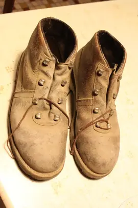 Vieilles chaussures de sécurité