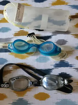 lunettes de piscine