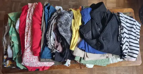 T.40 Vêtements Femme (2ème Lot)
