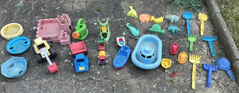 jouets de plage ou pour parc à sable