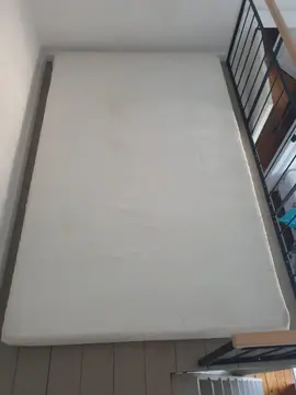 donne sommier (120 cmx180cm) + matelas (120 cmx180cm)