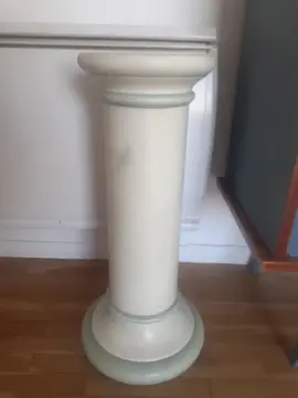 colonne en stuc