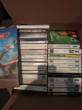 lot de livres en tout genre