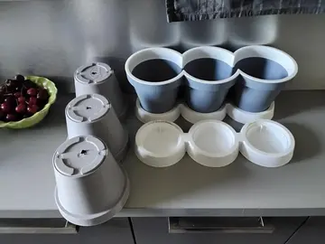 Pots