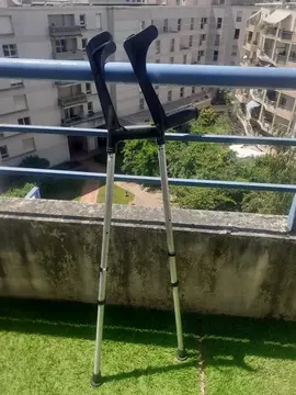 béquilles réglables